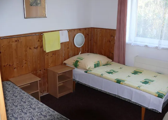 Konukevi Dana Troja Prag